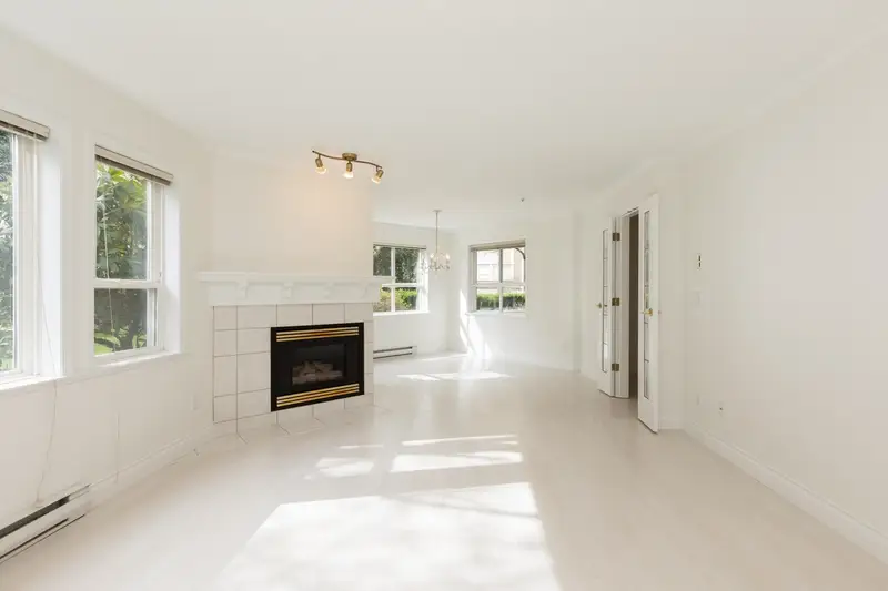 103 15558 16A AVENUE - photo 4 of 25