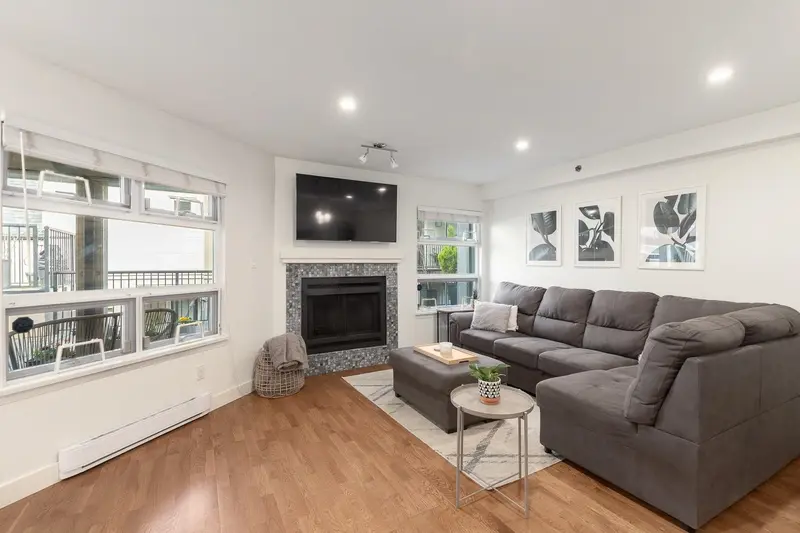 14 1350 W 6TH AVENUE - photo 2 of 25