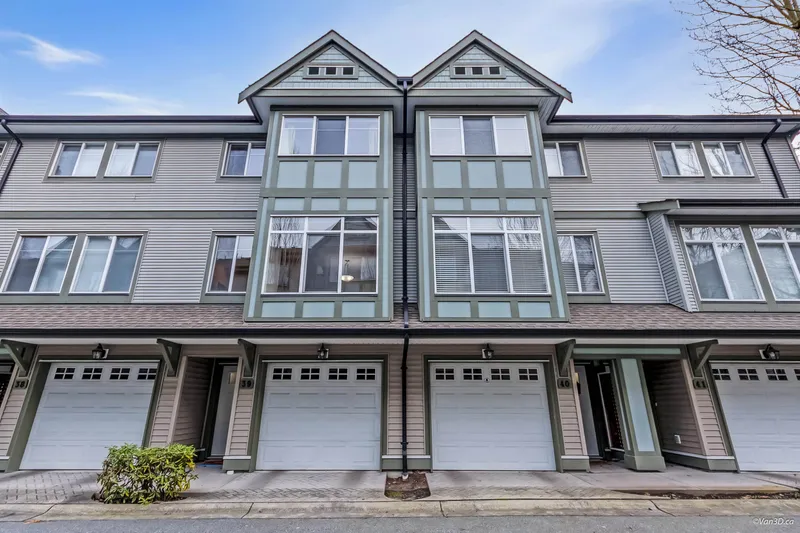 39 8726 159 STREET - photo 1 of 25