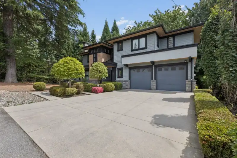 1250 SINCLAIR STREET - photo 1 of 40