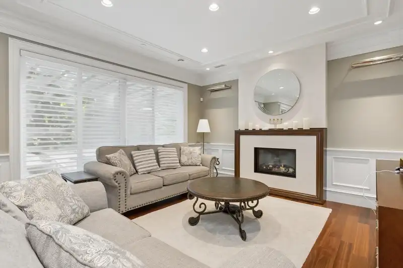 1250 SINCLAIR STREET - photo 4 of 40