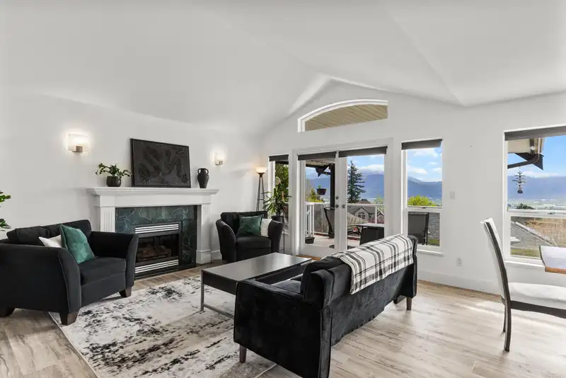 36218 CASSANDRA DRIVE - photo 4 of 40