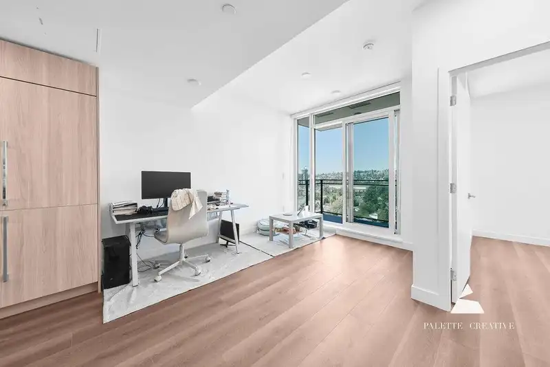 1504 901 LOUGHEED HIGHWAY - photo 2 of 22