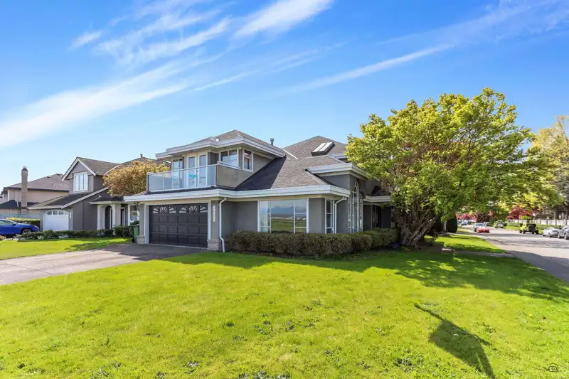 3500 RIVER ROAD - photo 1 of 34