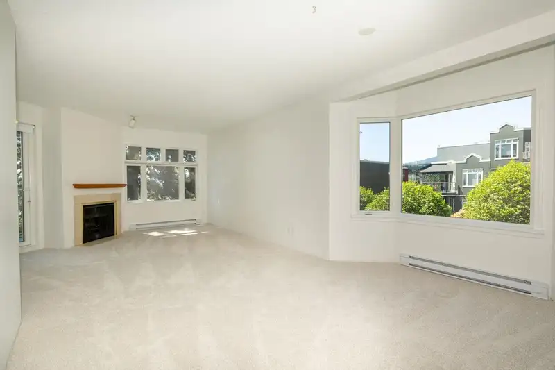 322 121 W 29 STREET - photo 4 of 40