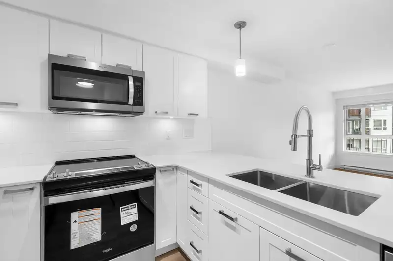 306 22562 121 AVENUE - photo 4 of 39