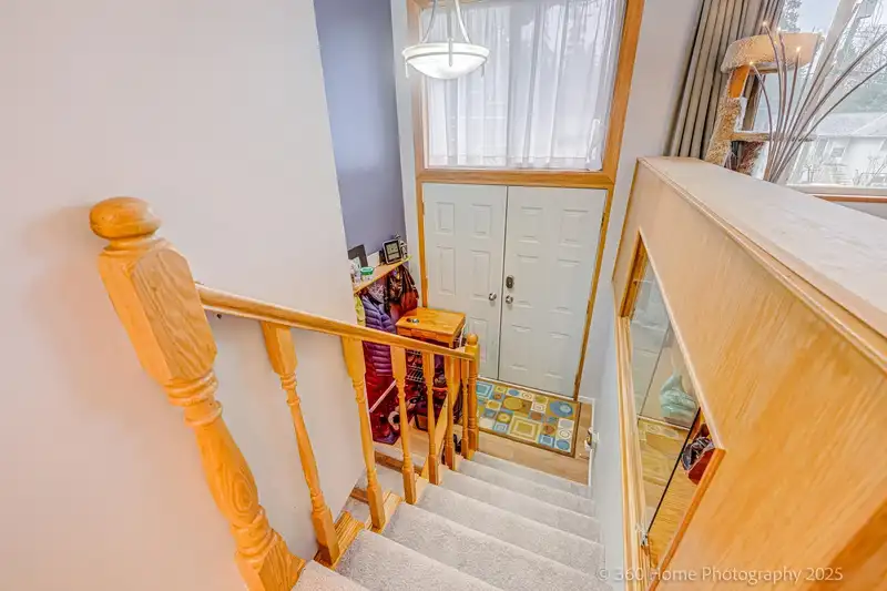 729 ACCACIA AVENUE - photo 2 of 25