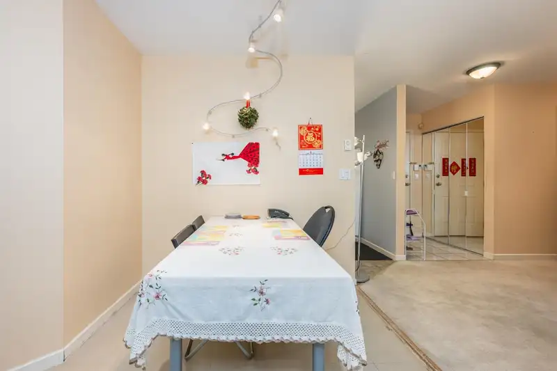 208 14981 101A AVENUE - photo 4 of 17