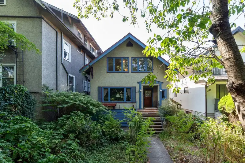 1149 LILY STREET - photo 2 of 25
