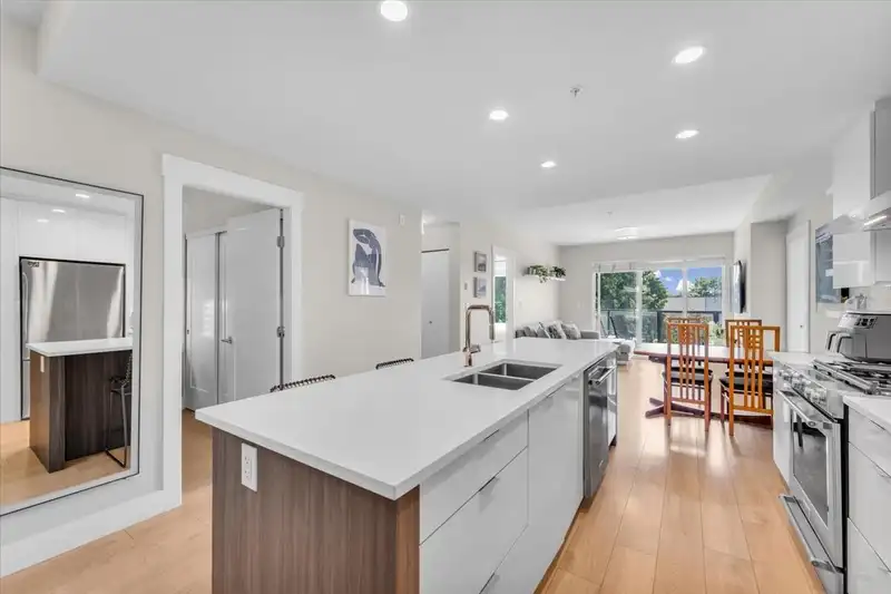211 1496 CHARLOTTE ROAD - photo 4 of 28