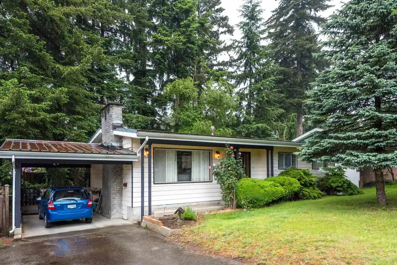 32247 GRANITE AVENUE - photo 3 of 33