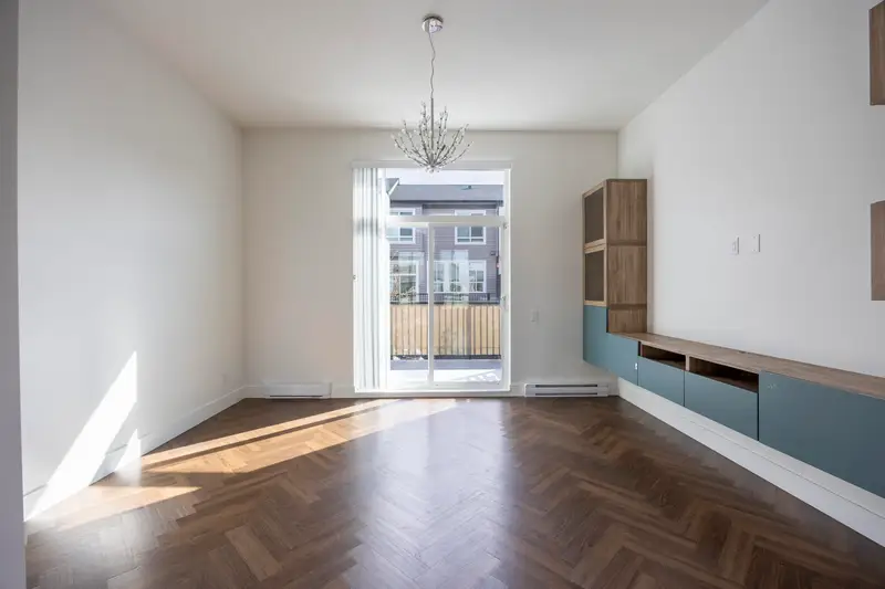 4 15828 27 AVENUE - photo 4 of 25