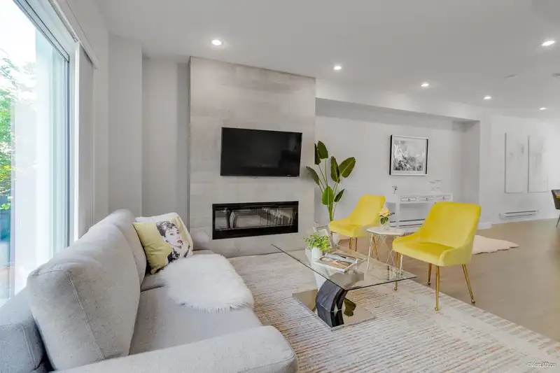 157 2280 163 STREET - photo 2 of 40