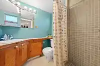 2200 WELLINGTON CRESCENT - thumbnail 20