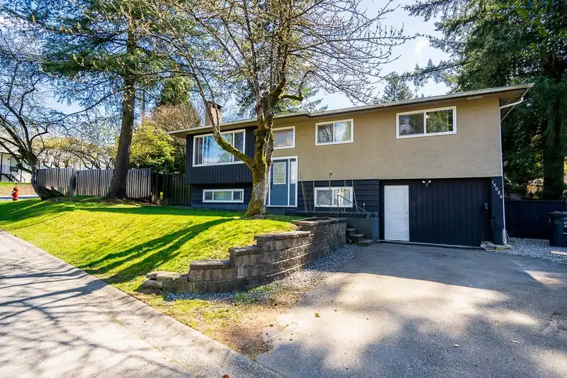 15084 RAVEN PLACE - photo 3 of 36