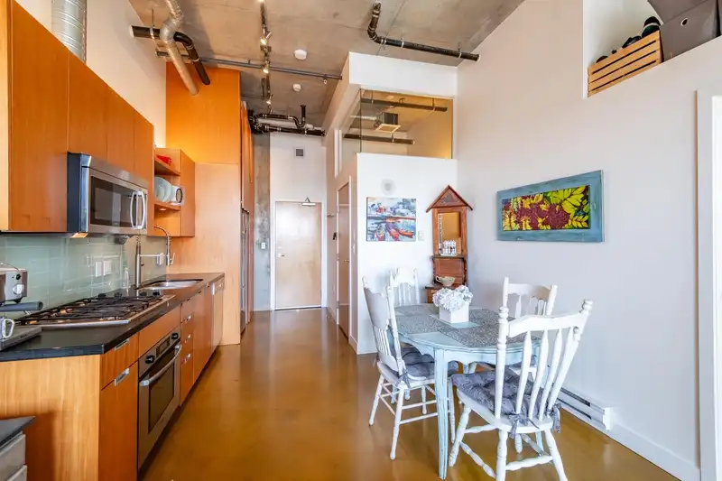 303 495 W 6TH AVENUE - photo 1 of 21