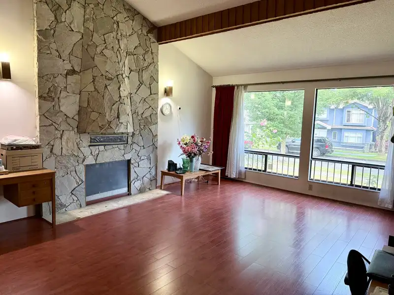 2826 FRANKLIN STREET - photo 3 of 16