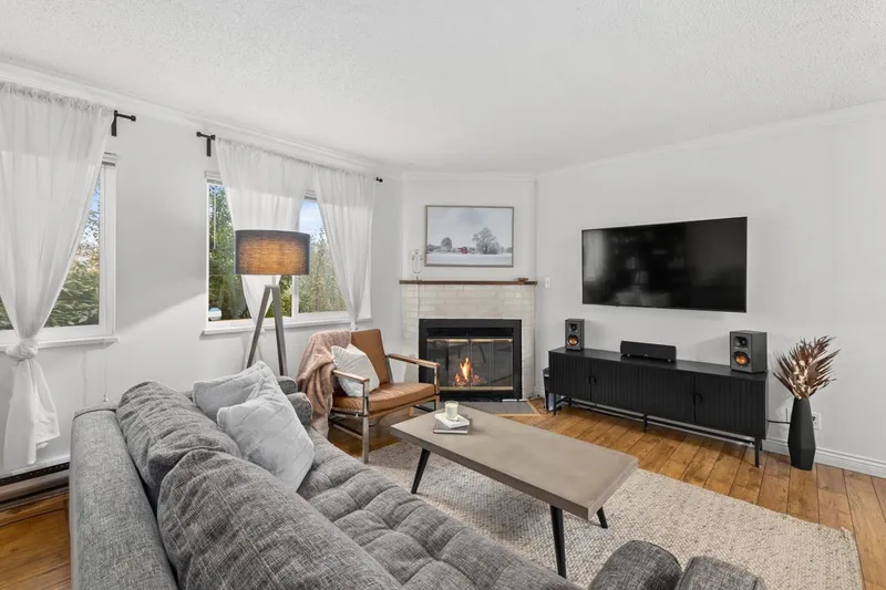 3066 SMITH AVENUE - photo 1 of 24