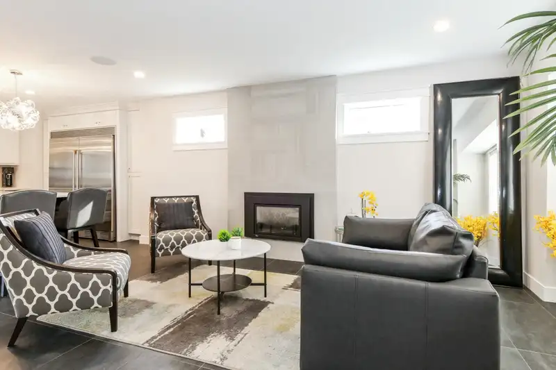 20389 124B AVENUE - photo 4 of 24