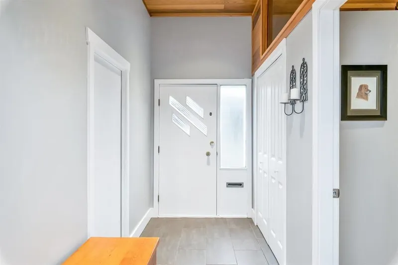 4729 60B STREET - photo 4 of 25