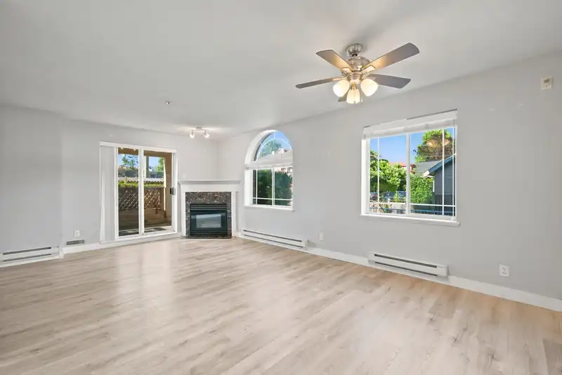 102 2380 SHAUGHNESSY STREET - photo 2 of 27