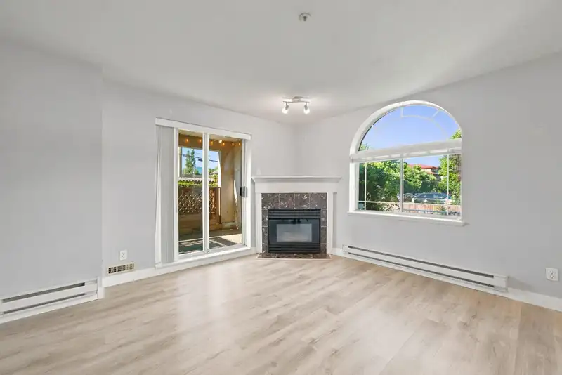 102 2380 SHAUGHNESSY STREET - photo 4 of 27