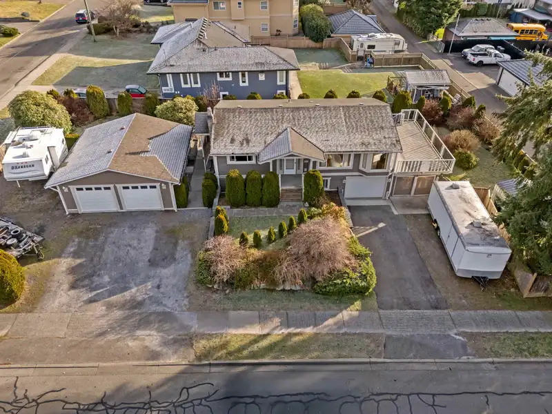 551 POIRIER STREET - photo 3 of 40
