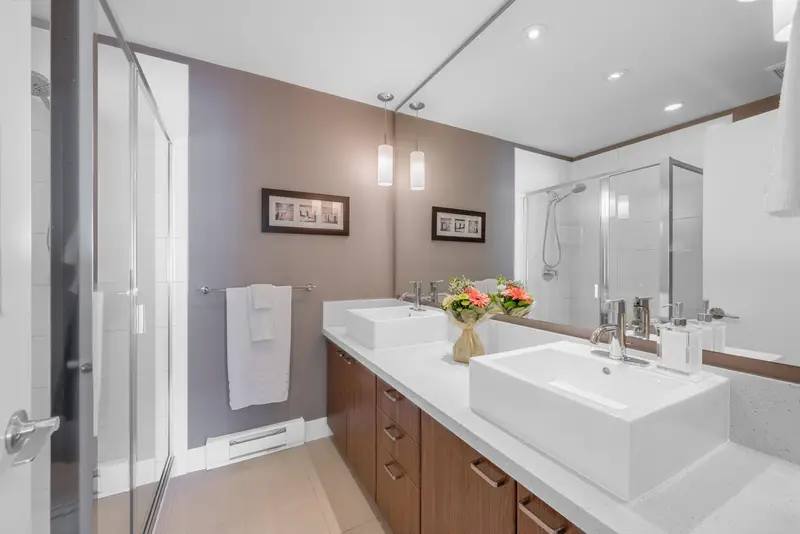 136 2450 161A STREET - photo 3 of 3