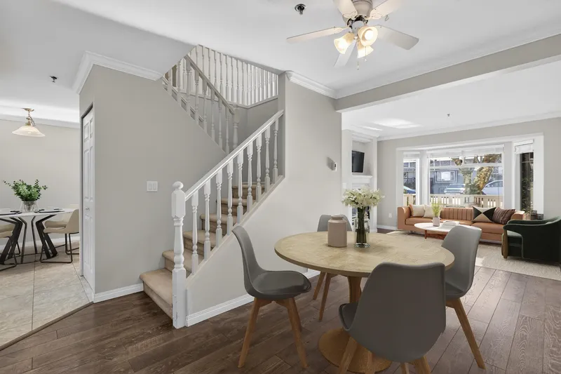 22 19051 119TH AVENUE - photo 3 of 25