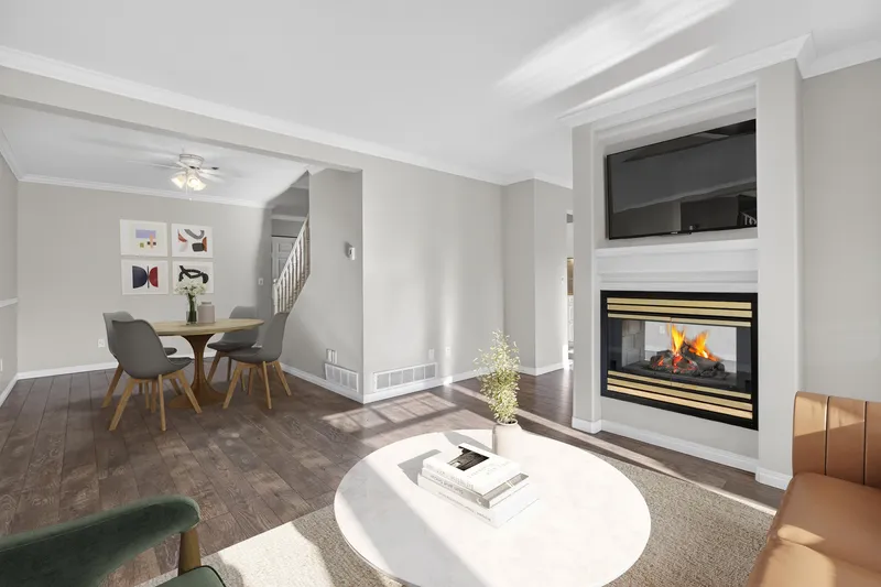 22 19051 119TH AVENUE - photo 4 of 25