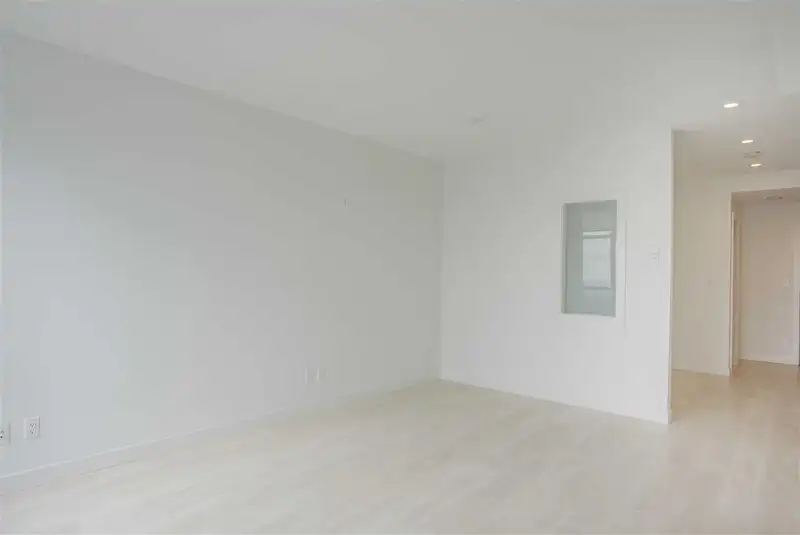 4203 4670 ASSEMBLY WAY - photo 4 of 14