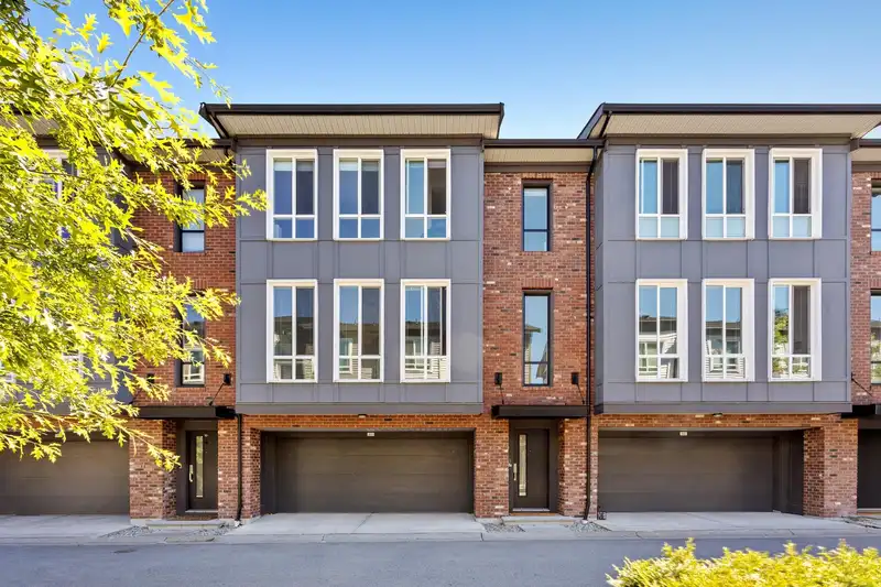 65 15828 27 AVENUE - photo 1 of 40