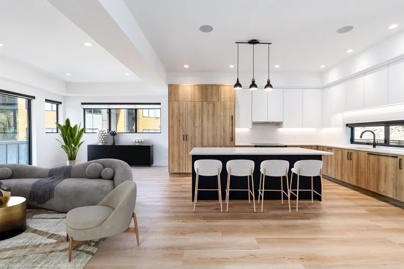 20 2077 GARIBALDI WAY - photo 2 of 20