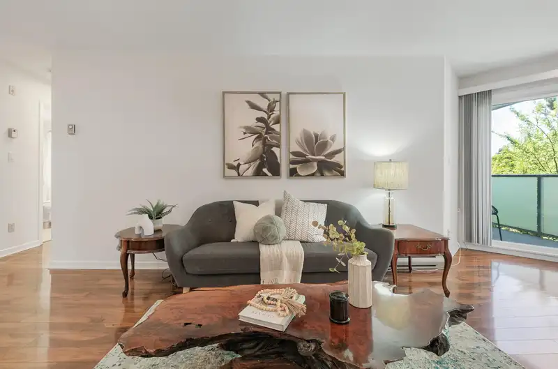 309 518 THIRTEENTH STREET - photo 4 of 27