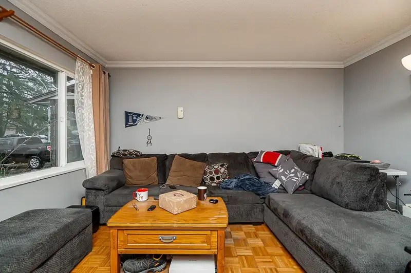 6666 133B STREET - photo 3 of 40