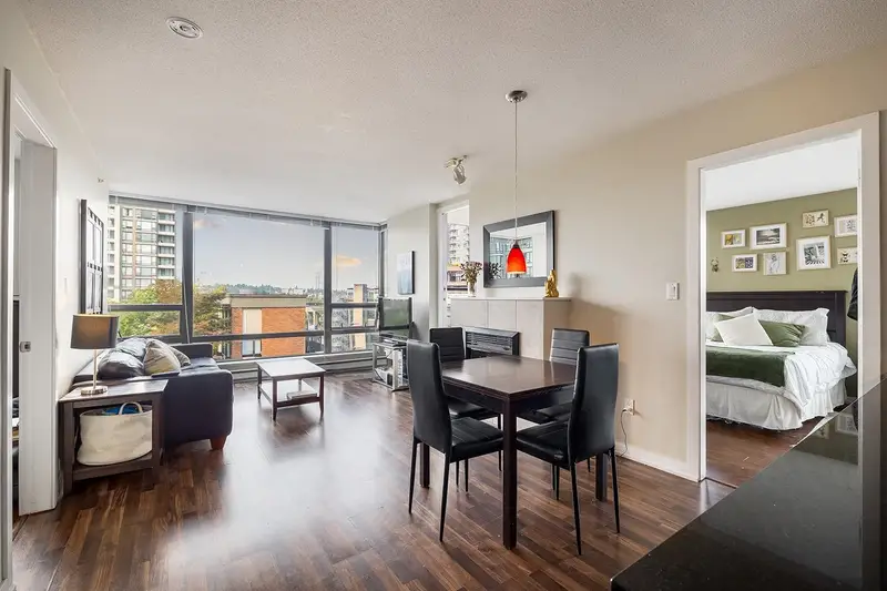 506 4182 DAWSON STREET - photo 1 of 25