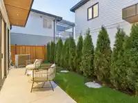 2 2541 E 2ND AVENUE - thumbnail 8