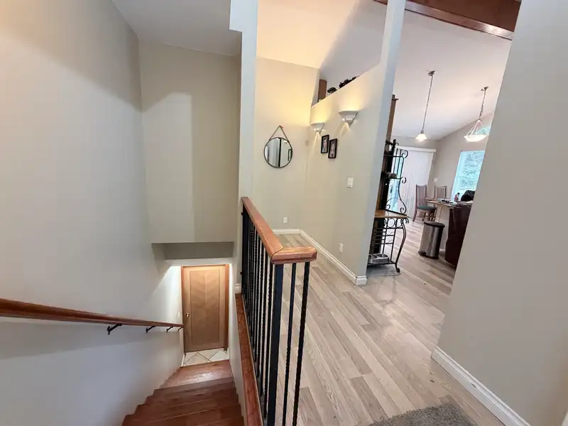 5565 RILEY ROAD - photo 2 of 25