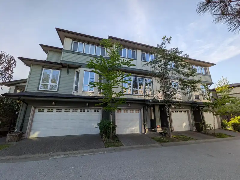 33 160 PEMBINA STREET - photo 1 of 19