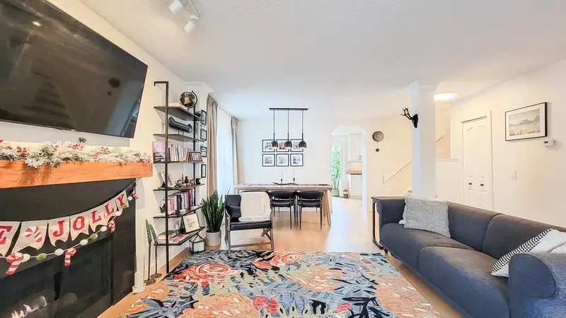 50 9045 WALNUT GROVE DRIVE - photo 4 of 25