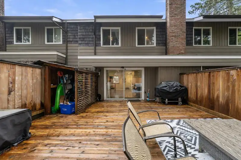 2315 MOUNTAIN HIGHWAY - photo 1 of 40