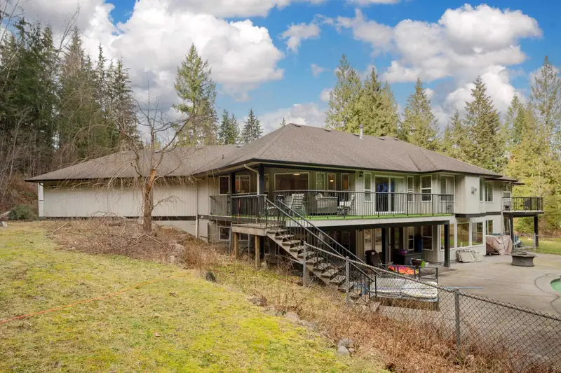 12236 POWELL STREET - photo 4 of 25