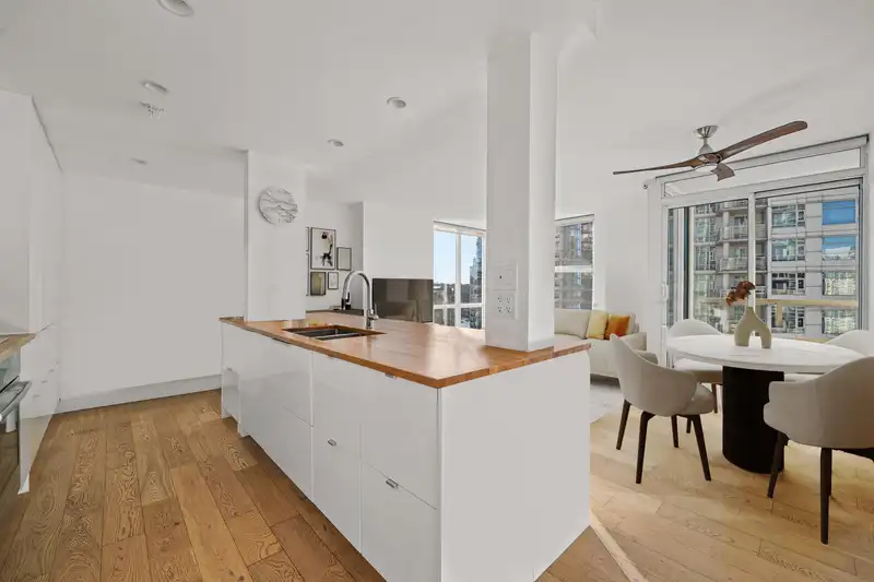 2702 193 AQUARIUS MEWS - photo 4 of 21