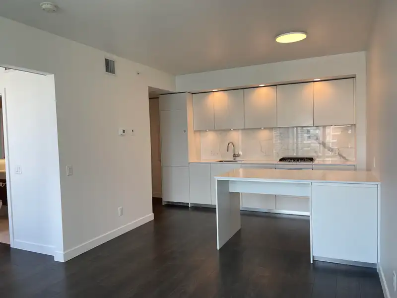 1701 6463 SILVER AVENUE - photo 2 of 20