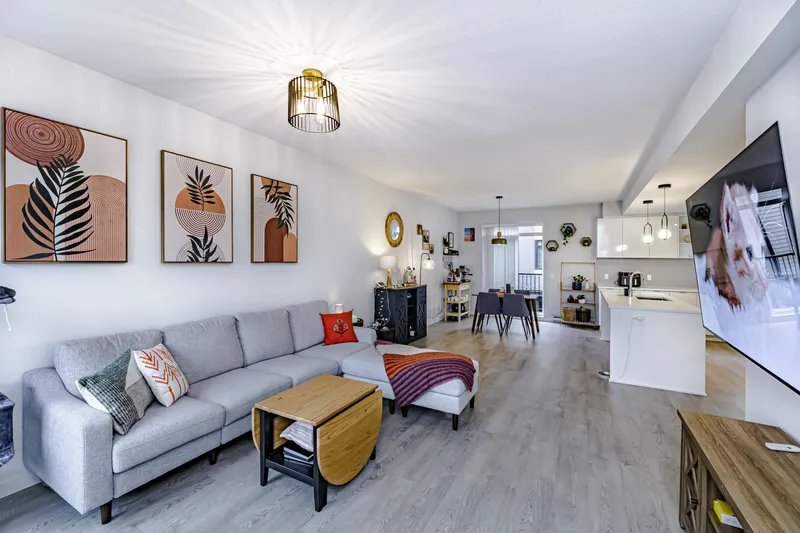 3 15151 EDMUND DRIVE - photo 2 of 25