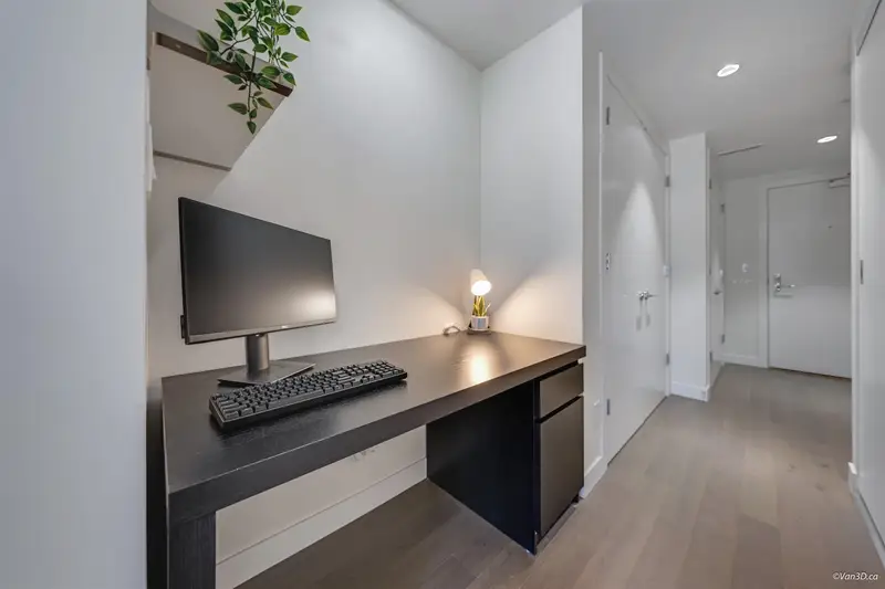 209 9060 UNIVERSITY CRESCENT - photo 2 of 12