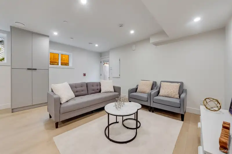 1 7270 17TH AVENUE - photo 3 of 19