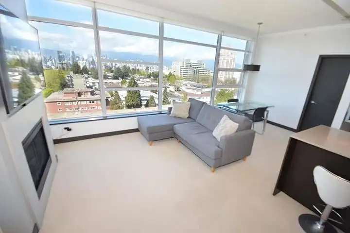 902 1088 W 14TH AVENUE - photo 3 of 26