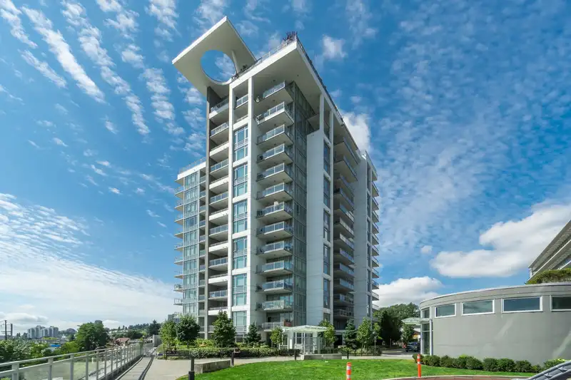 1508 200 NELSON'S CRESCENT - photo 2 of 6