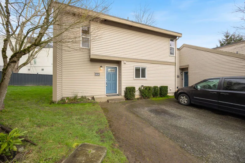 6174 W GREENSIDE DRIVE - photo 2 of 25